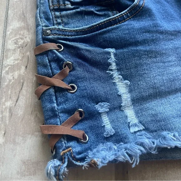 Short Shorts! Dark denim with Faux Leather Lace Up Sides - Picture 4 of 6